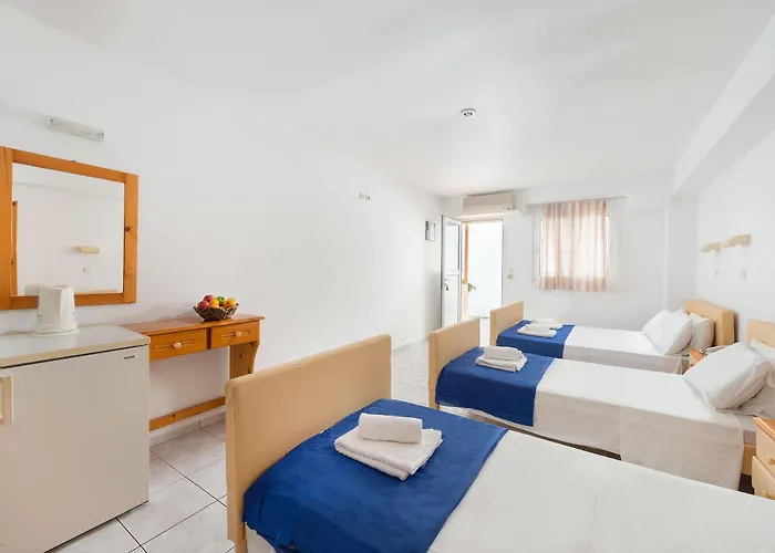 Palm Bay Apartman Pefki